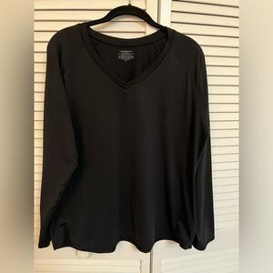 Black long sleeve t shirt for layering